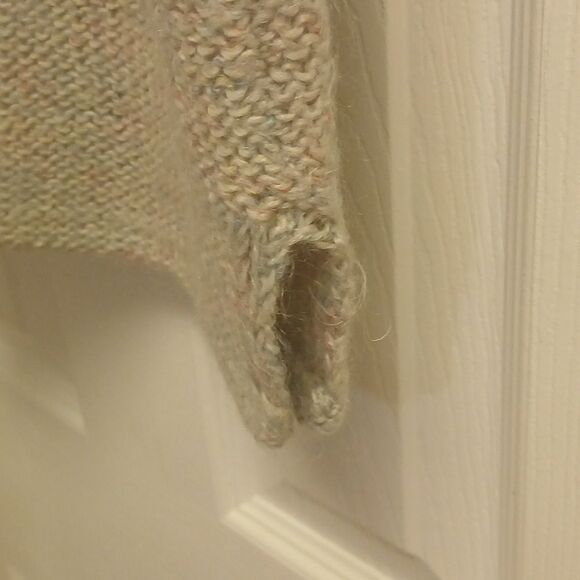 GAP Striped Short Sleeve Knit Top, Gray With Hints Of Pink. Size XS - Picture 6 of 9